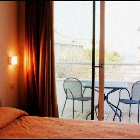 Ilario 4*